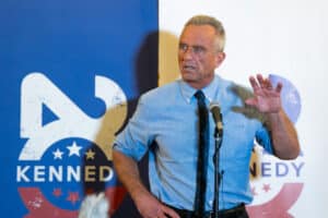 'TEXAS IS RIGHT': Third-Party Candidate RFK Jr. Backs Abbott, Blasts Biden Admin [Read It]